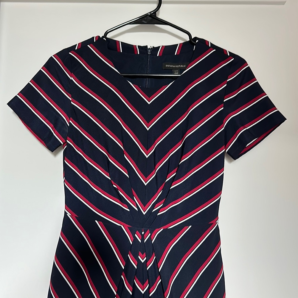 Beautiful, silky feeling business casual dress